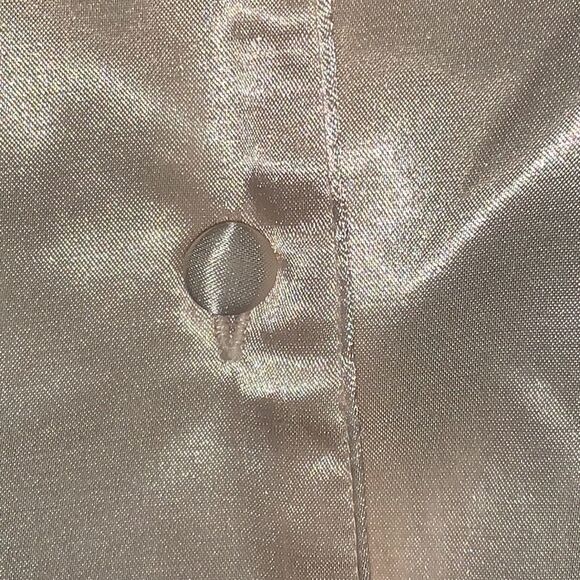 Vintage satin Delicates buttercream nightgown. Medium - Picture 5 of 12